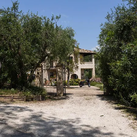 Nocleg ze śniadaniem Cri Cri Di Charme 4*